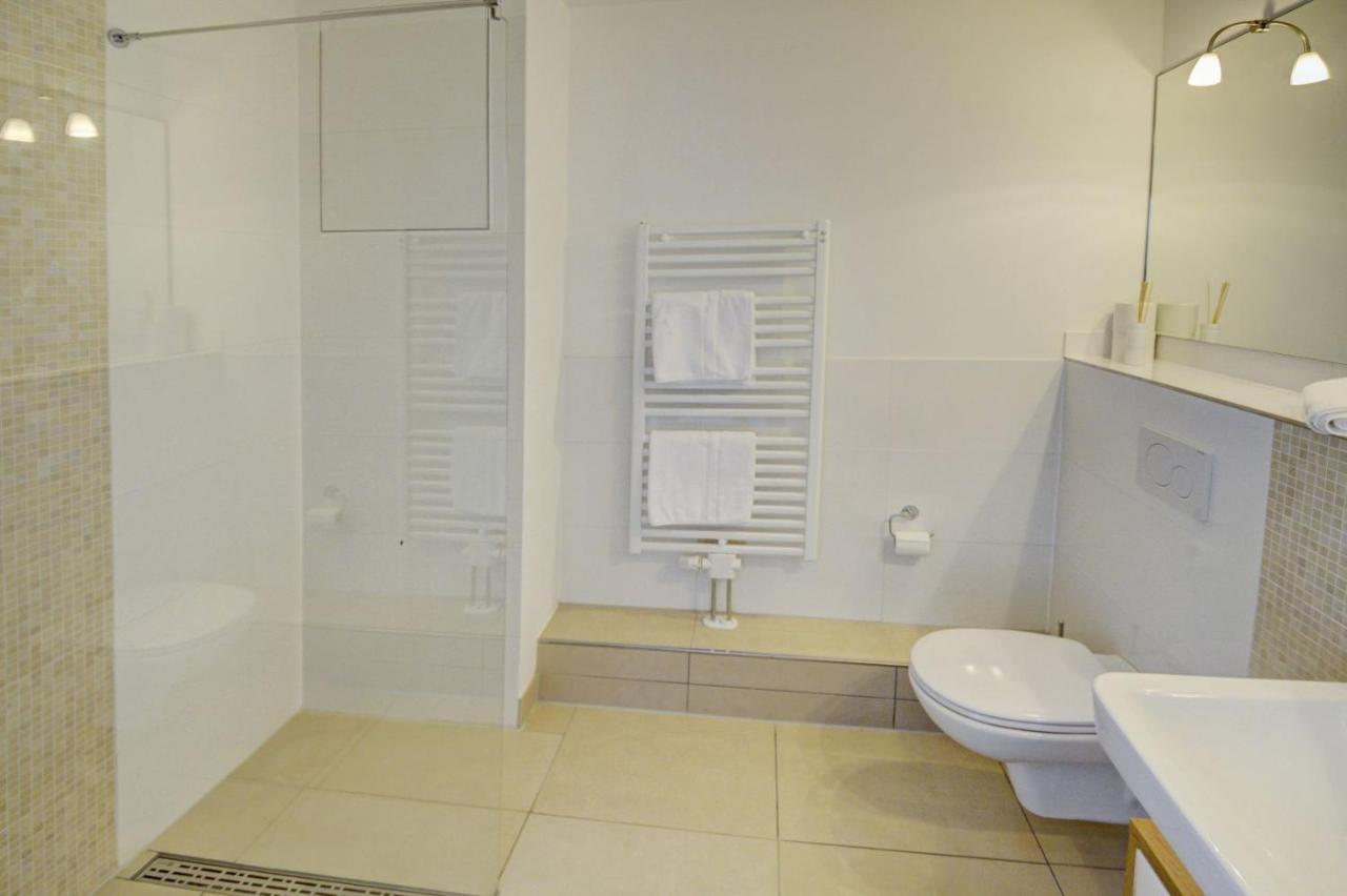 גלוקסבורג Fewo1846 Intermar - Strandbude - Studioapartment Mit Balkon Und Meerblick מראה חיצוני תמונה